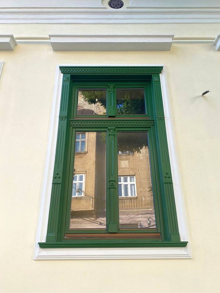 fereastra din lemn masiv